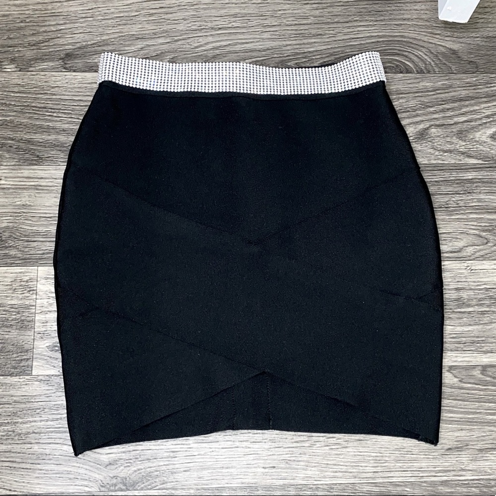 🌸BRAND NEW Akira Skirt🌸
